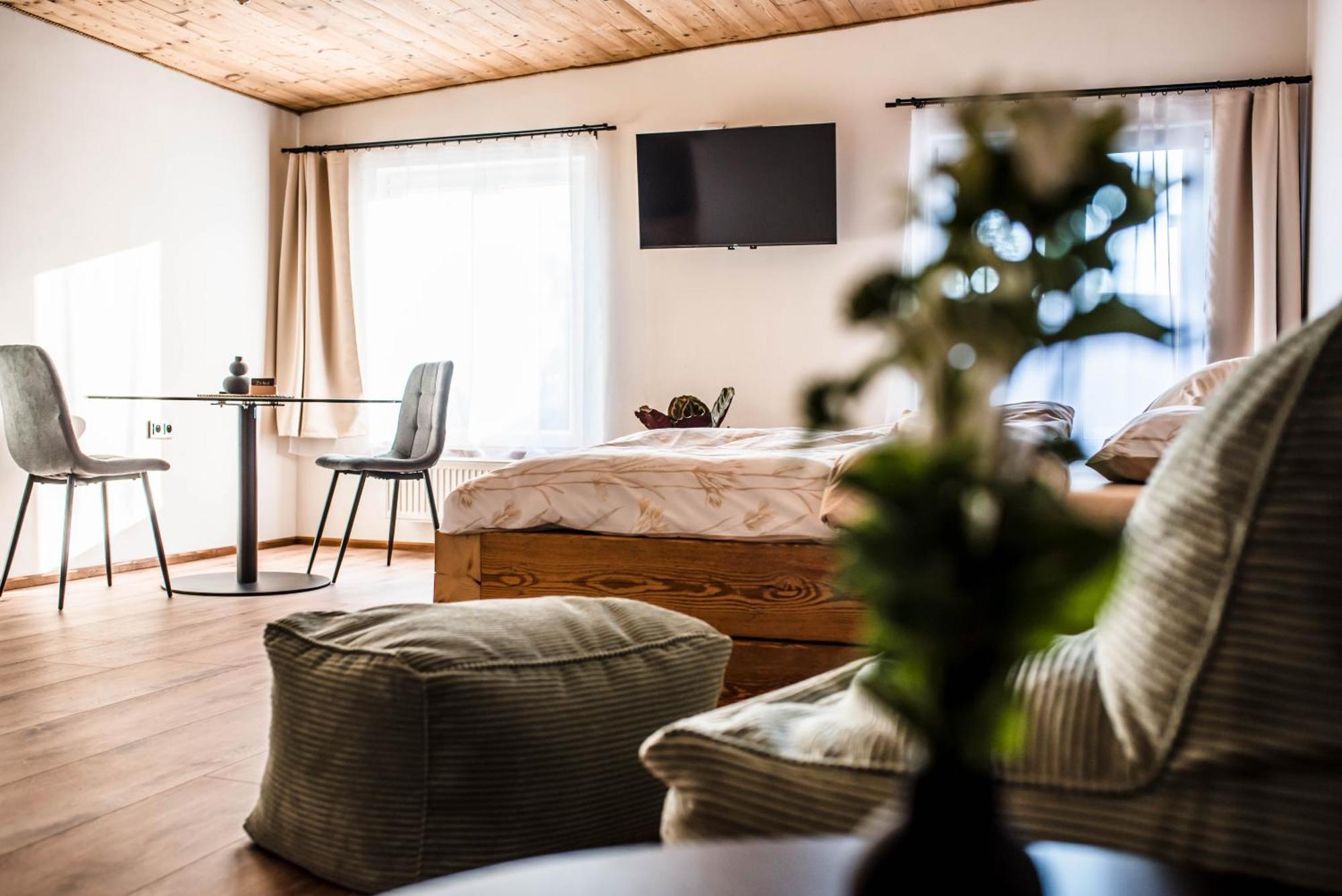 Apartmany Zeme Nove Mesto pod Smrkem Exterior photo